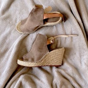 Seychelles espadrille wedges size 8.5